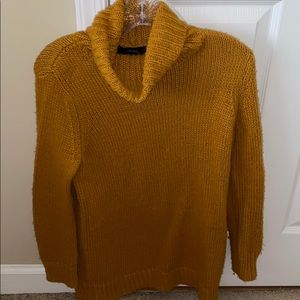 Forever 21 women’s sweater